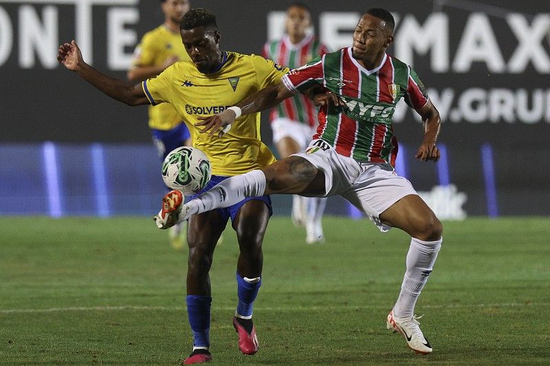 soi-keo-estrela-vs-estoril-ngay-20-01